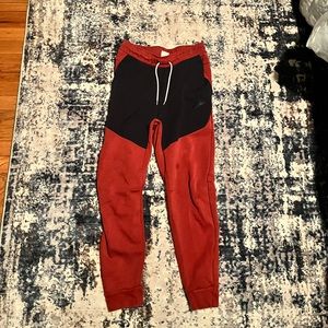 Men’s Small Maroon and Navy Nike Tech Pants